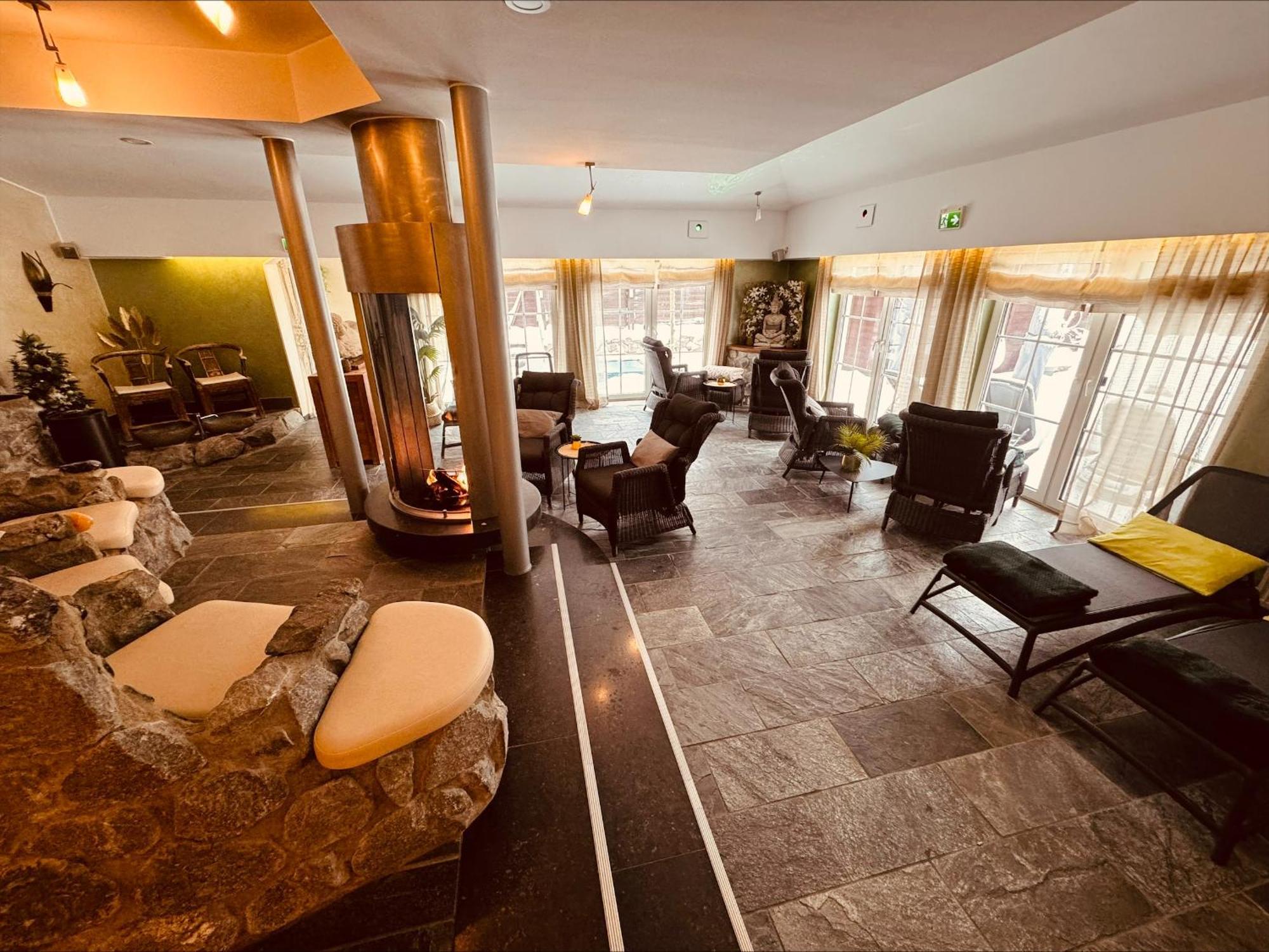 Vakantiehotel Der Brabander ヴィンターベルク エクステリア 写真